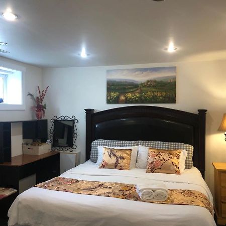 Hidden Valley Basement Suit H Calgary Ngoại thất bức ảnh