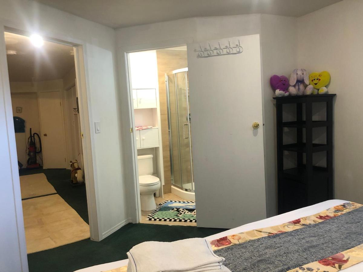 Hidden Valley Basement Suit H Calgary Ngoại thất bức ảnh